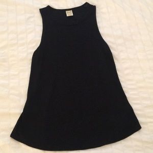 ⭐️ Black Razorback Tank Top ⭐️